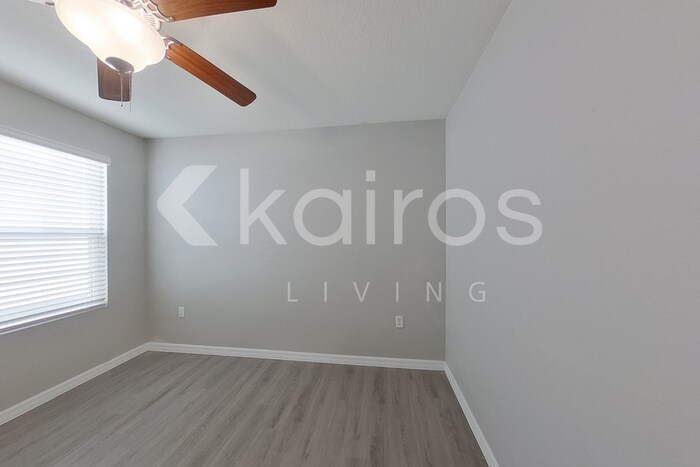 Building Photo - 8684 SW 44th Ct