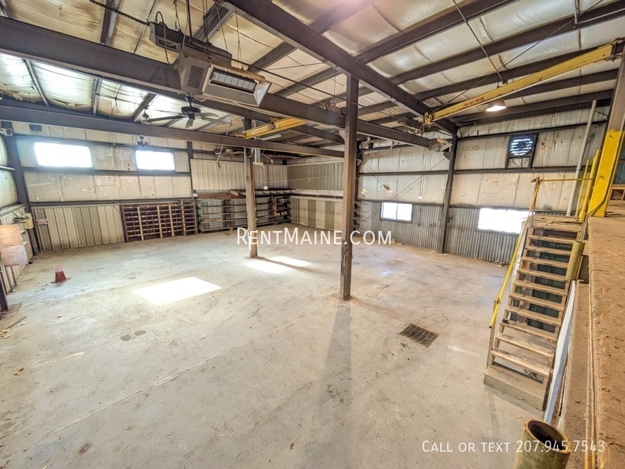 Building Photo - 38 Railroad St