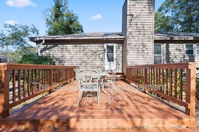 Building Photo - 1239 Cornwallis Dr