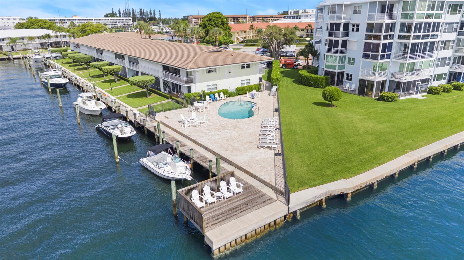 Building Photo - 68 Yacht Club Dr