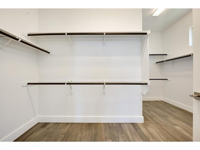 Building Photo - 523 Baldovino Skyway