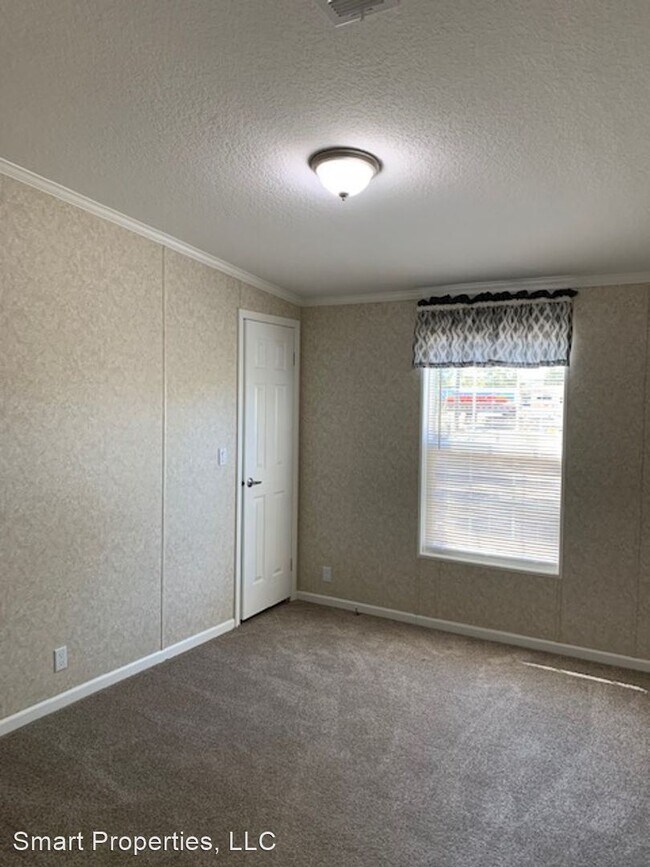 Building Photo - 3 br, 2 bath House - 2485 Thornhill Rd