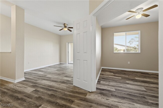 Building Photo - 6321 Aragon Way