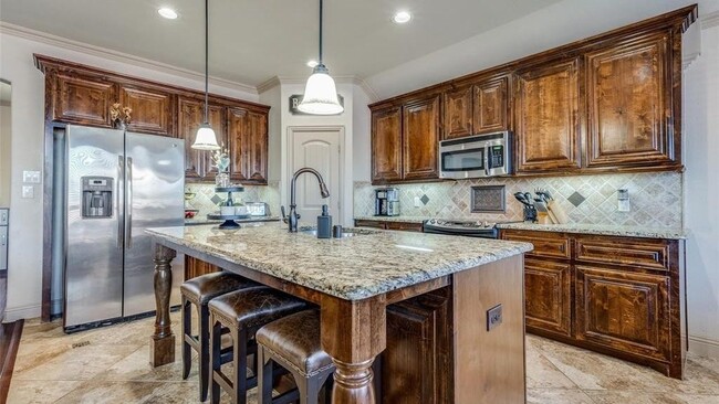 Building Photo - 937 Lake Meadow Ln