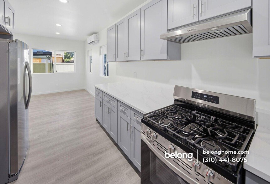 Building Photo - 20144 Stagg St