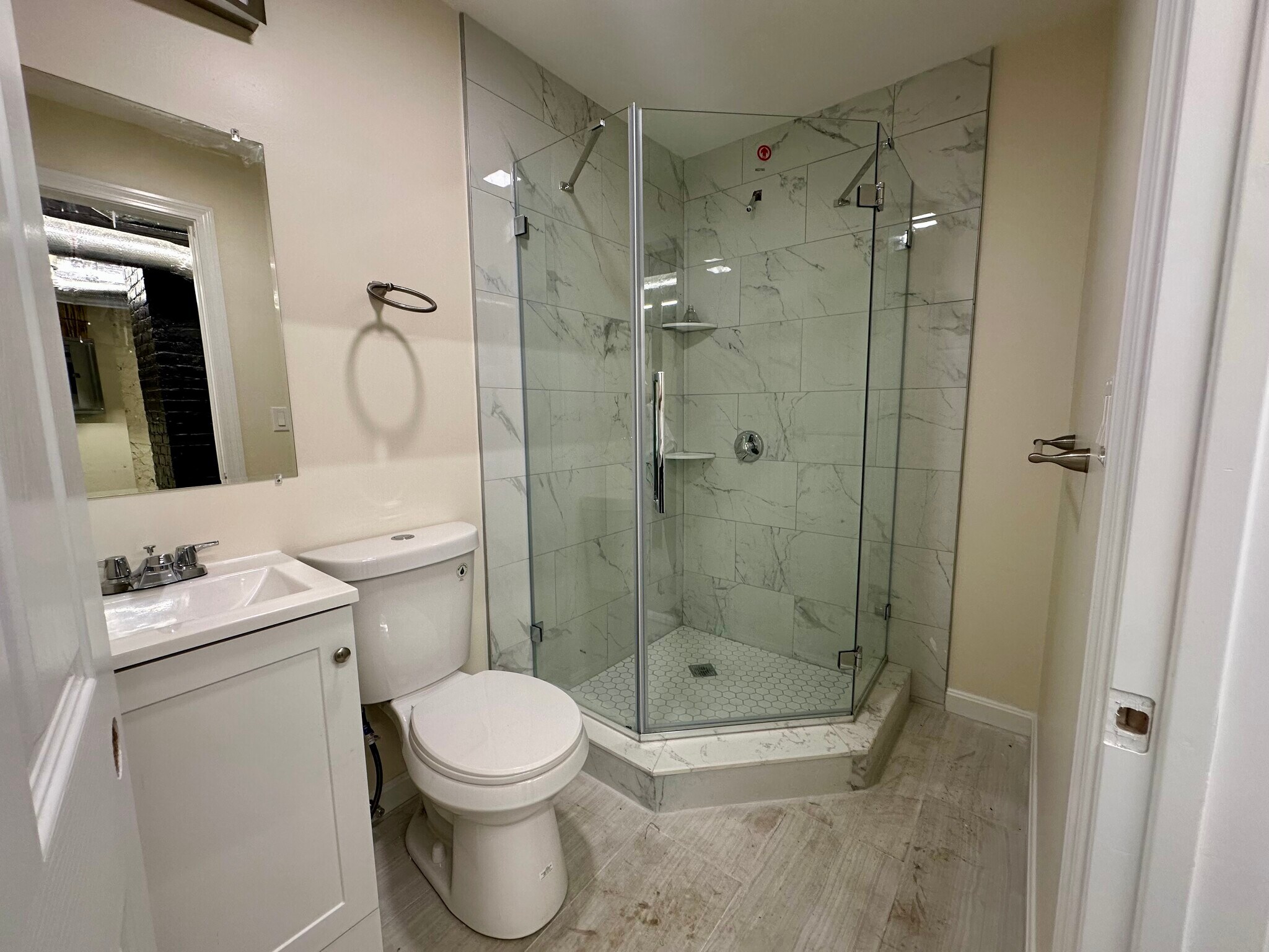 Building Photo - 18 Sawyer Ter