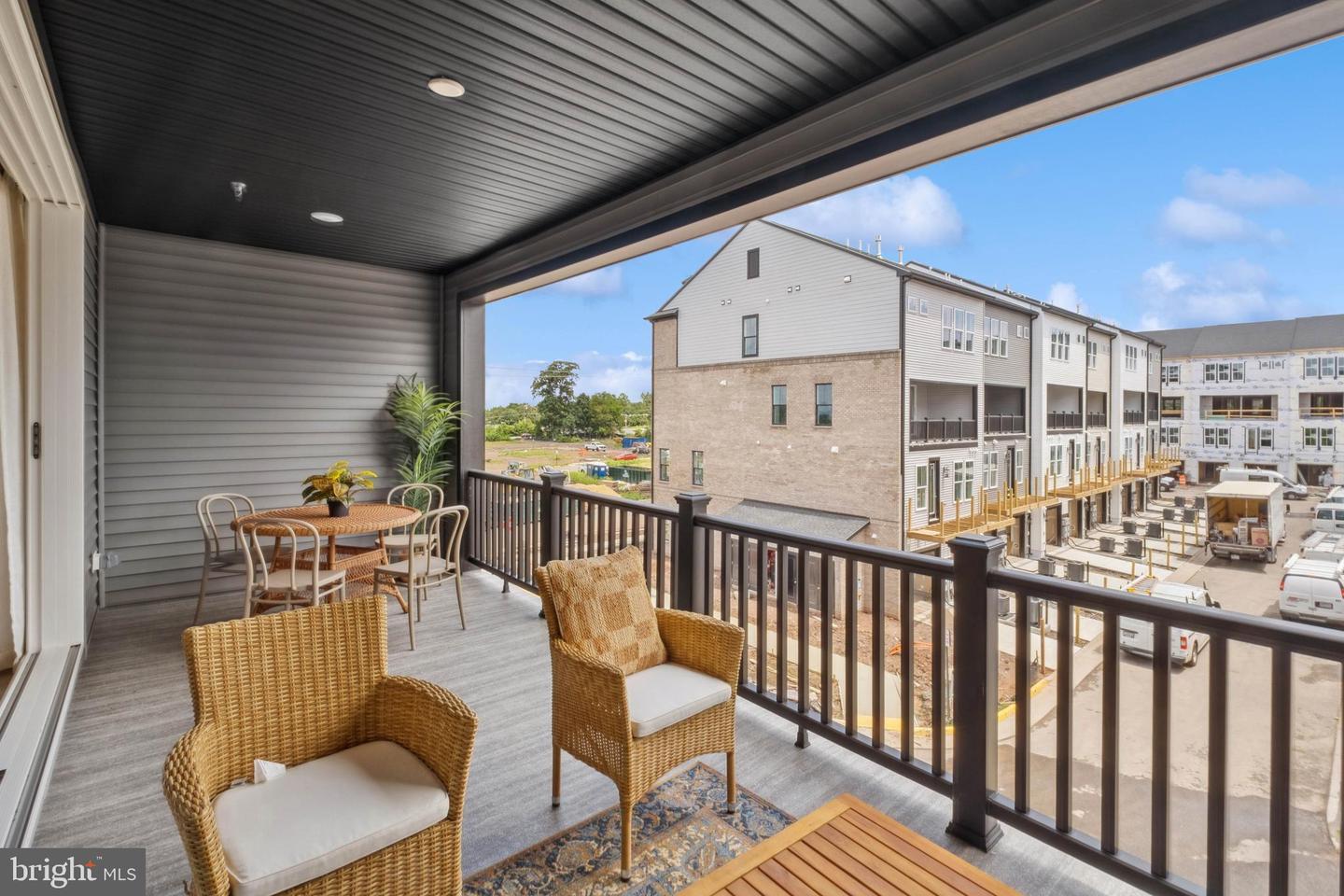 Building Photo - 14954 Deco Cir
