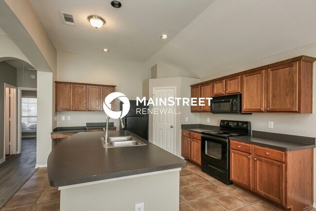Building Photo - 3 Bedroom Pet-Friendly Home in Mansfield, TX with Main Street Renewal