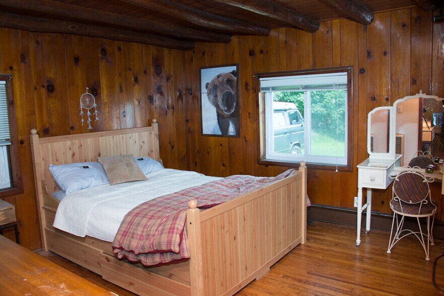 Building Photo - 49 somerville rd