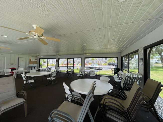 Building Photo - CENTRALLY LOCATED- UPDATED UNFURNISHED ANNUAL RENTAL