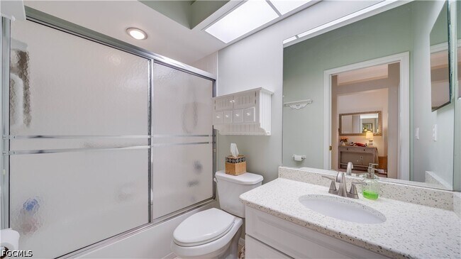 Building Photo - 12774 Devonshire Lakes Cir