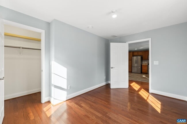 Building Photo - 703 Tilman Rd