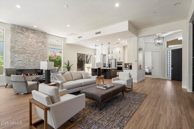 Building Photo - 8224 E Angel Spirit Dr
