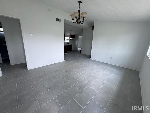 Building Photo - 3001 N Westwood Rd