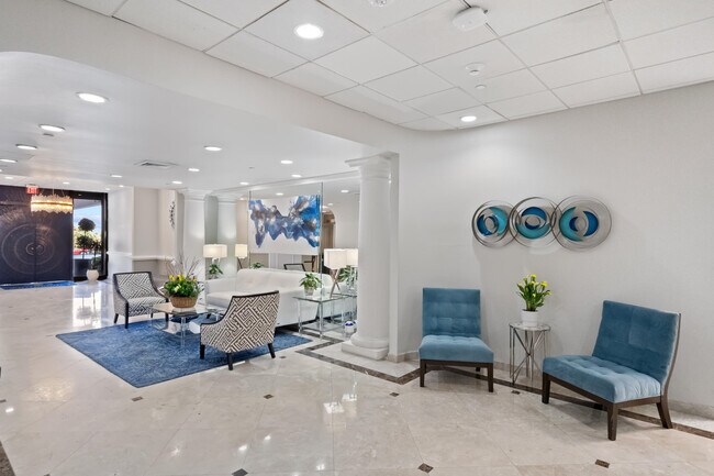 Building Photo - 5380 N Ocean Dr