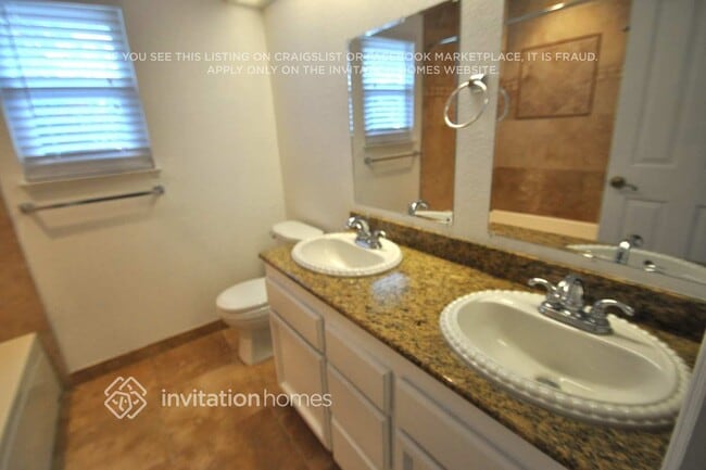 Building Photo - 307 Alameda Ct