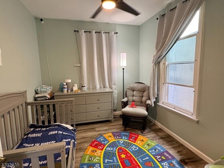 Building Photo - 425 Lafayette St