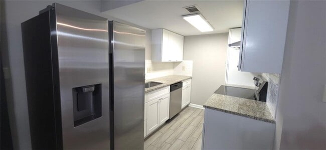 Building Photo - 147 Northdale Pl