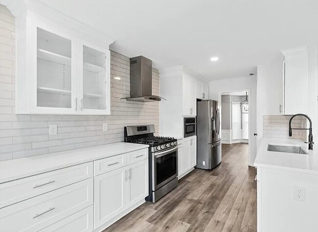 Building Photo - Charming 3BR Home in Johns Creek Georgia!