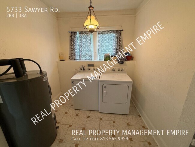 Building Photo - 5733 Sawyer Rd