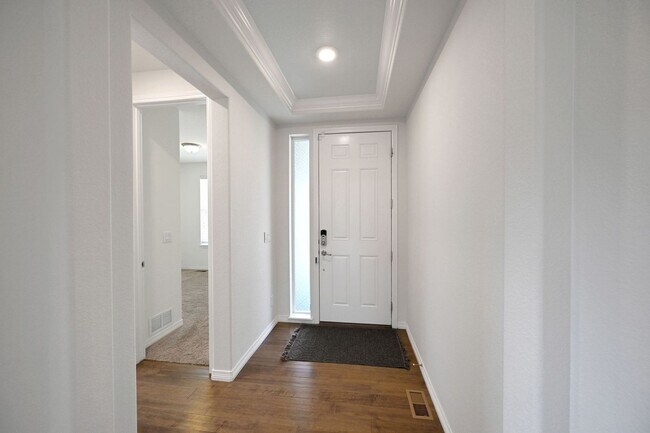 Building Photo - Modern 5BR House in Parker