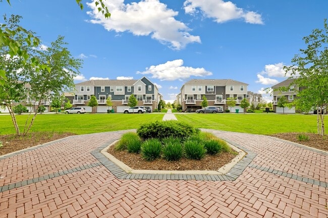 Building Photo - 13916 S Addison Trail