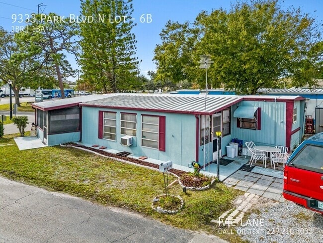 Building Photo - 9333 Park Blvd