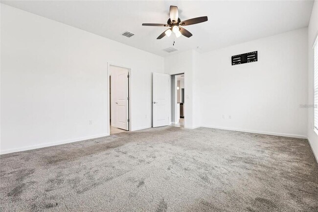 Building Photo - 781 Taurus Ln