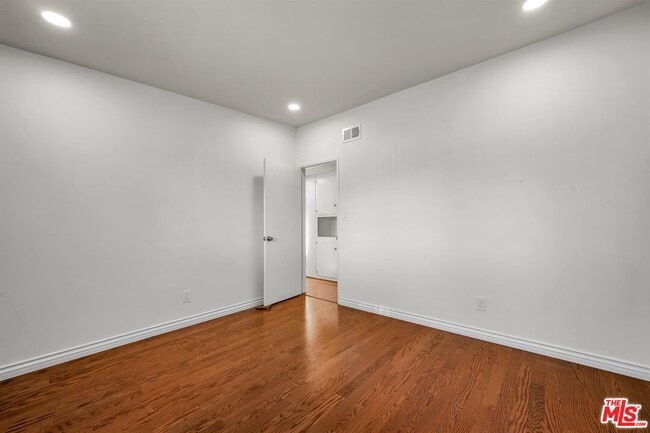 Building Photo - 5350 S Slauson Ave