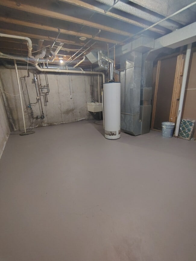 Building Photo - 2180 Reed Ave