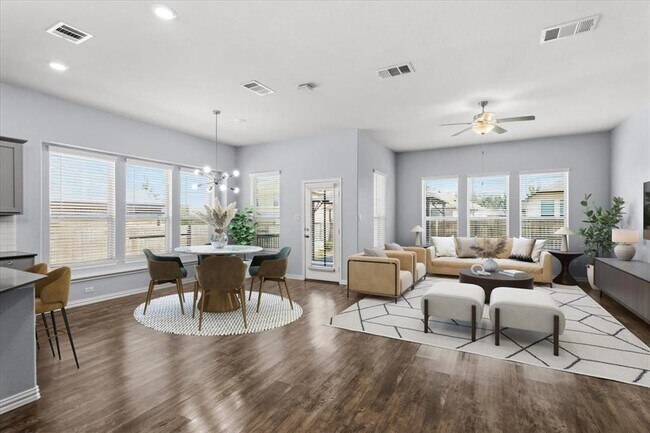 Primary Photo - 1440 Morning View Rd