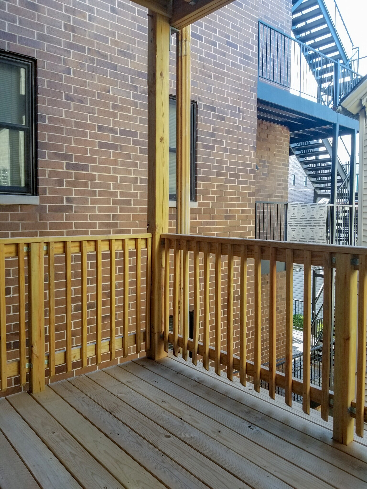 Building Photo - 2730 N Wayne Ave