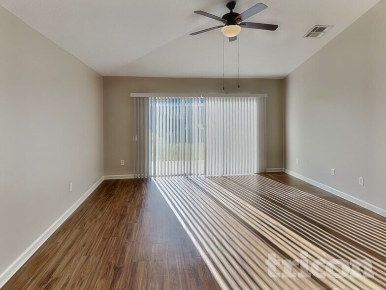 Building Photo - 12429 Cedarfield Dr