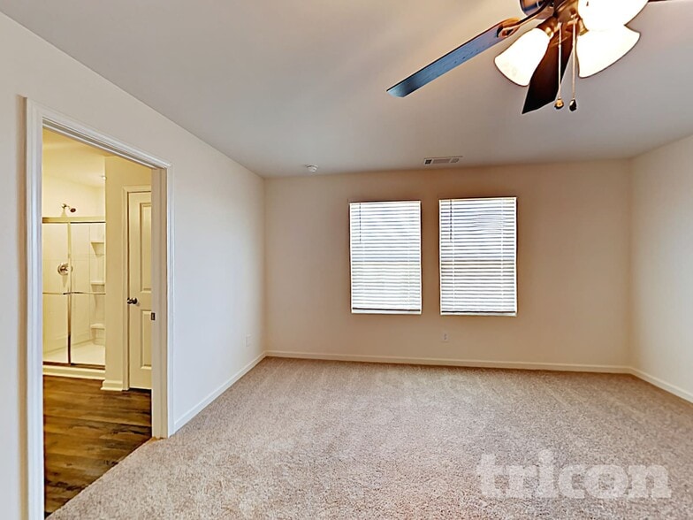 Building Photo - 170 Alexander Ln