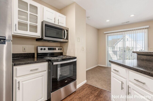 Building Photo - 4981 Stratford Pine Ln