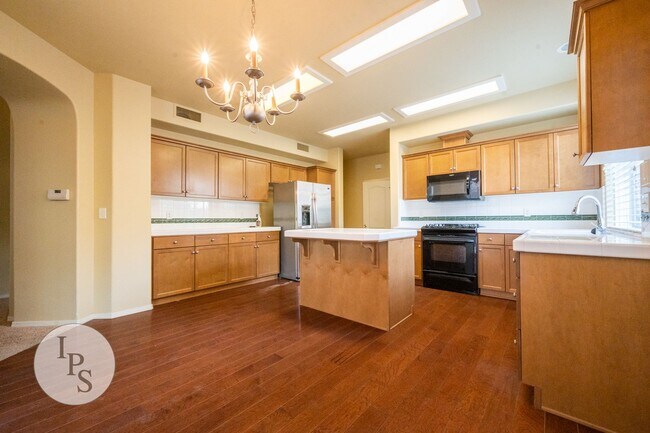 Building Photo - 1717 Glen Dunbar Ln