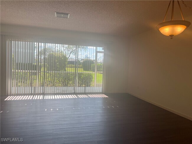 Building Photo - 25484 Cockleshell Dr