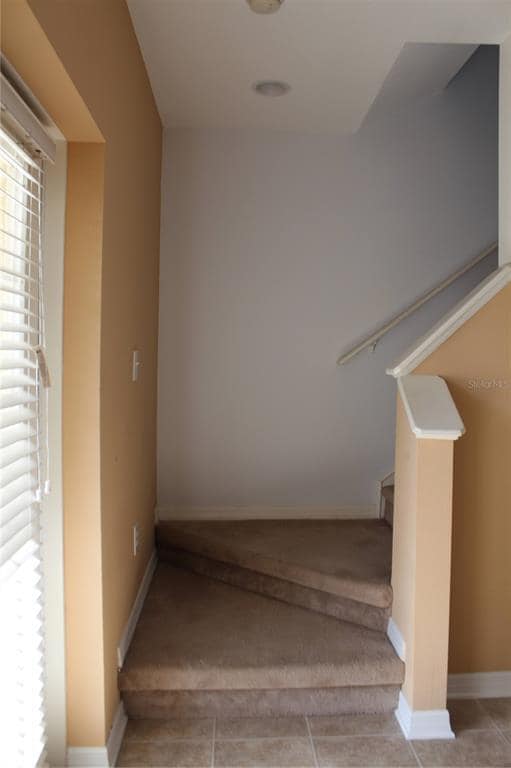 Building Photo - 16320 Swan View Cir