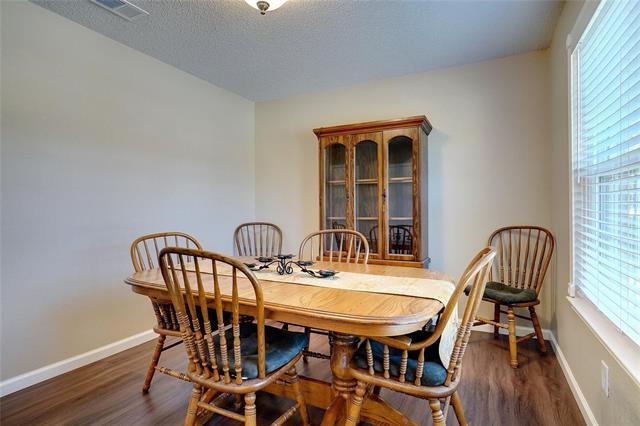 Building Photo - 1703 Creekpoint Dr
