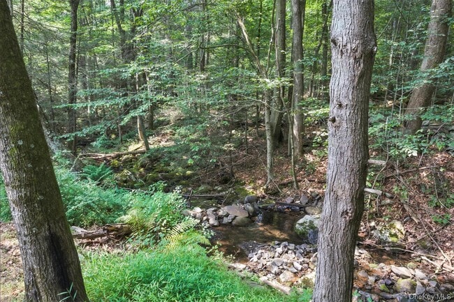 Building Photo - 269 Oakland Valley Rd