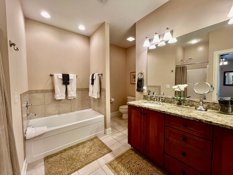 Building Photo - 33 Winterhawk Drive