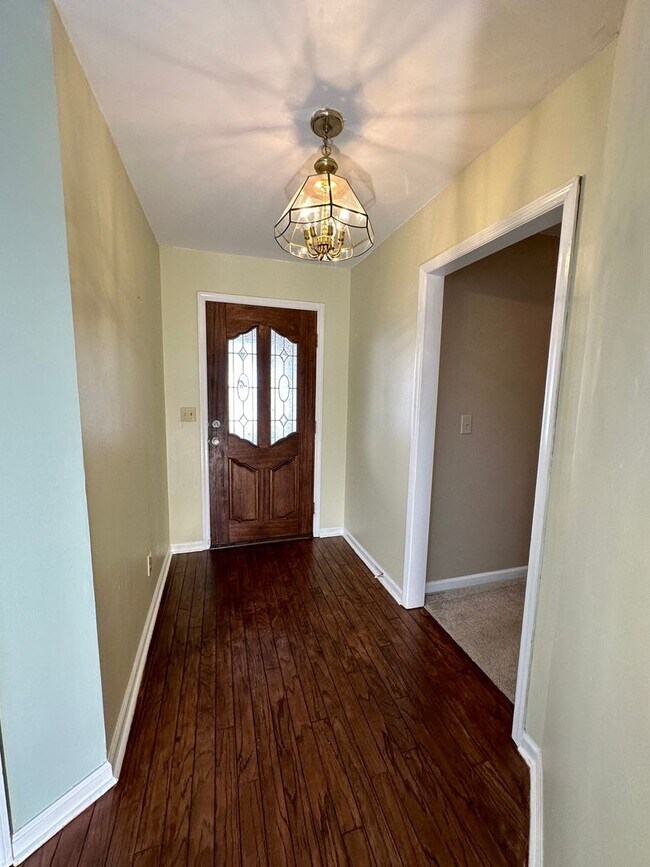 Building Photo - Spacious 4-Bedroom Home with Bonus Room & Exceptional Amenities