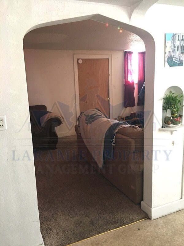 Building Photo - 315 E Flint St