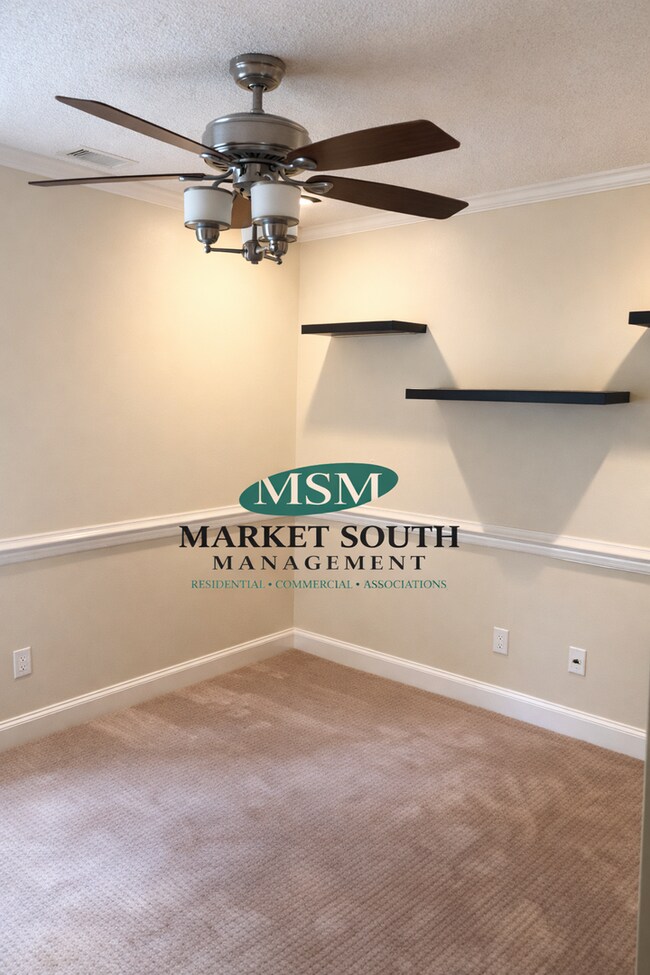 Building Photo - **APPLICATION PENDING!! SOUTHBRIDGE BEAUTY- AVAILABLE NOW!