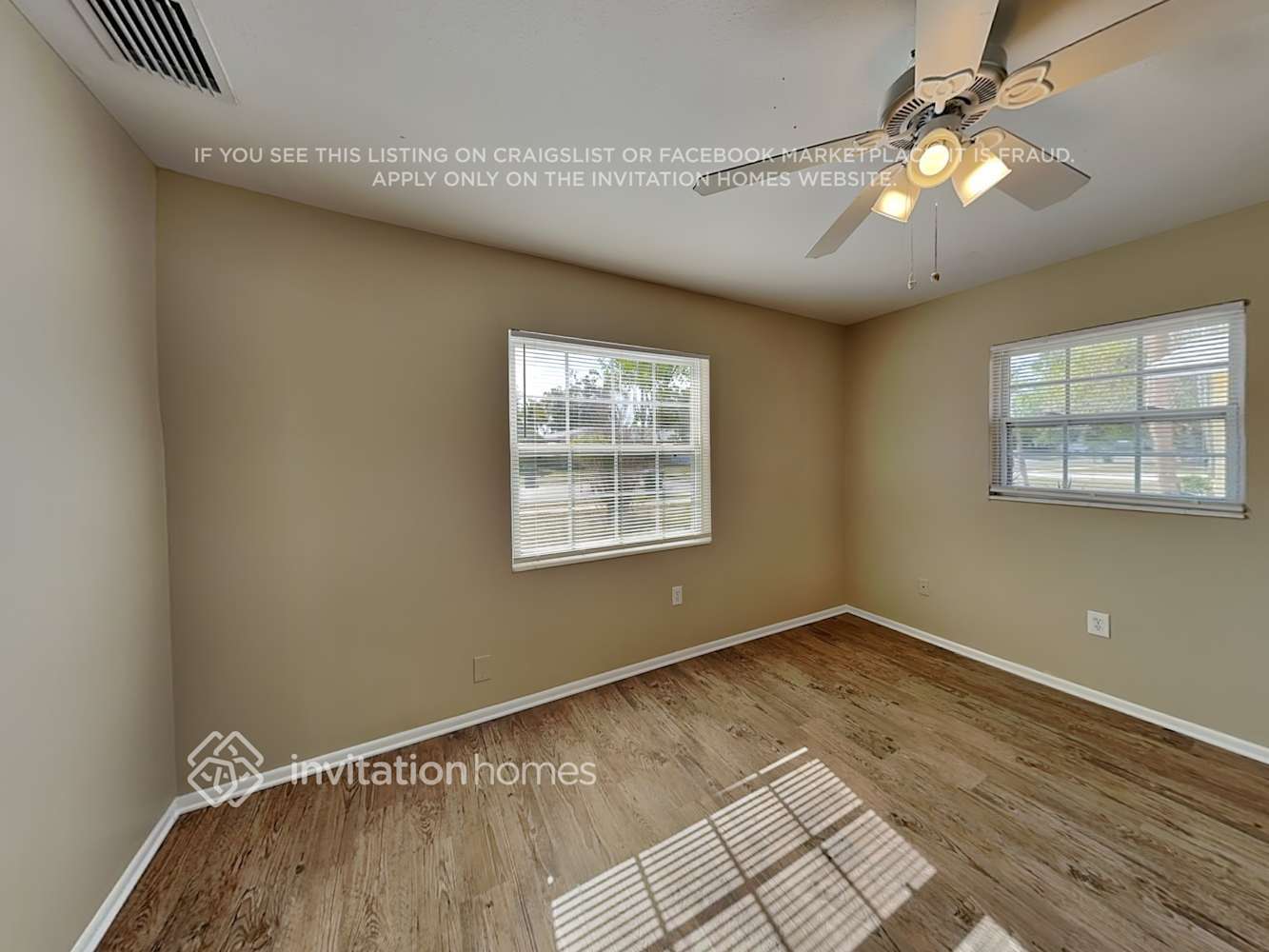 Building Photo - 5335 Laurelwood Pl