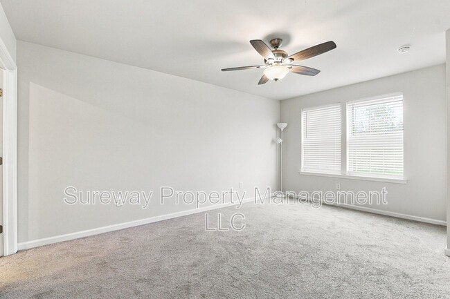Building Photo - 336 Mazzeo Dr