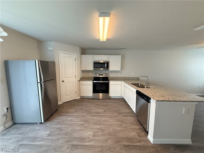 Building Photo - 324 NW 3rd Ln