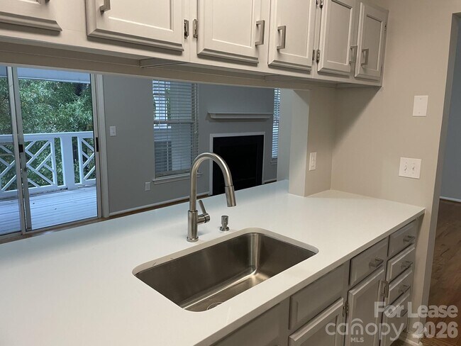 Building Photo - 19831 Henderson Rd