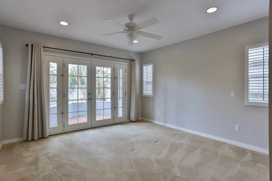 Master Bedroom - 5907 Yarmouth Ave