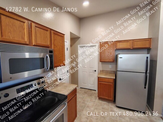Building Photo - 42782 W Camino de Janos